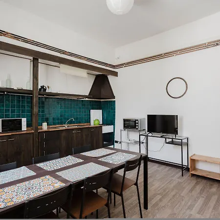 Faenza 79 Apartment *